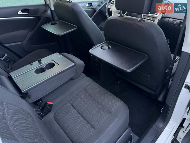 Белый Фольксваген Тигуан, объемом двигателя 1.97 л и пробегом 245 тыс. км за 12999 $, фото 39 на Automoto.ua