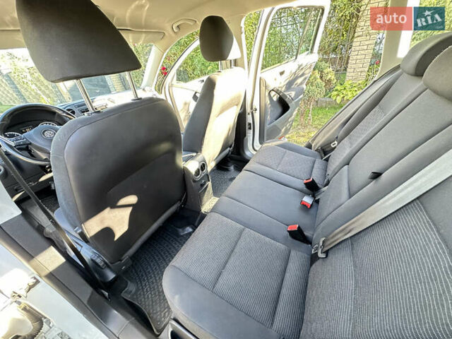 Белый Фольксваген Тигуан, объемом двигателя 1.99 л и пробегом 238 тыс. км за 15600 $, фото 11 на Automoto.ua