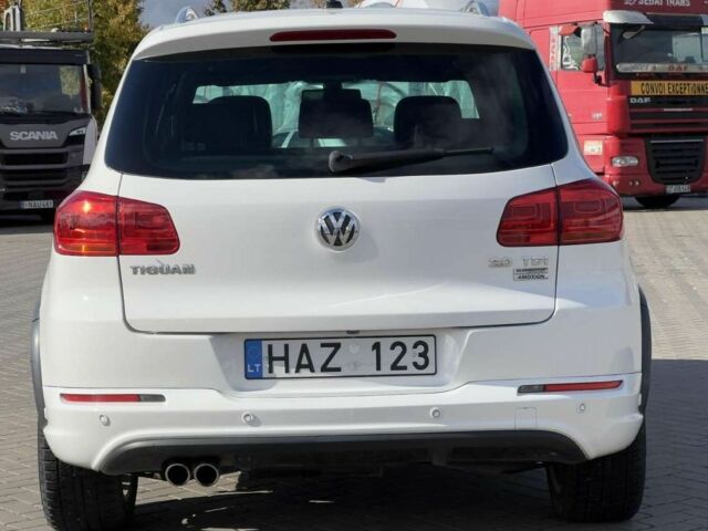 Белый Фольксваген Тигуан, объемом двигателя 2 л и пробегом 121 тыс. км за 8800 $, фото 7 на Automoto.ua