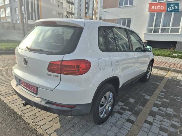 Белый Фольксваген Тигуан, объемом двигателя 1.97 л и пробегом 156 тыс. км за 9900 $, фото 8 на Automoto.ua