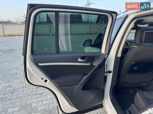 Белый Фольксваген Тигуан, объемом двигателя 1.97 л и пробегом 245 тыс. км за 12999 $, фото 29 на Automoto.ua