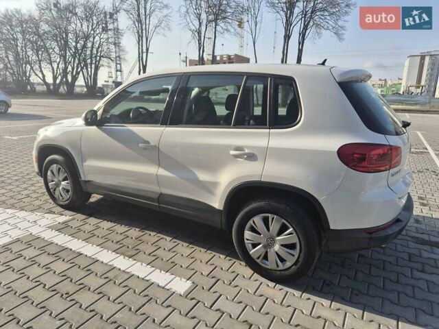 Белый Фольксваген Тигуан, объемом двигателя 1.97 л и пробегом 156 тыс. км за 9999 $, фото 8 на Automoto.ua