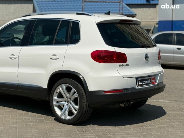 Білий Фольксваген Тігуан, об'ємом двигуна 2 л та пробігом 250 тис. км за 16490 $, фото 8 на Automoto.ua