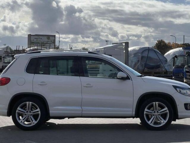 Белый Фольксваген Тигуан, объемом двигателя 2 л и пробегом 121 тыс. км за 8800 $, фото 3 на Automoto.ua