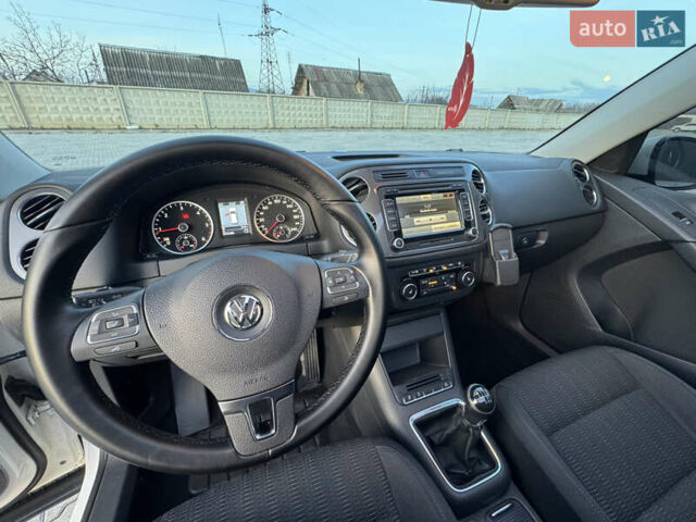 Белый Фольксваген Тигуан, объемом двигателя 1.97 л и пробегом 245 тыс. км за 12999 $, фото 20 на Automoto.ua