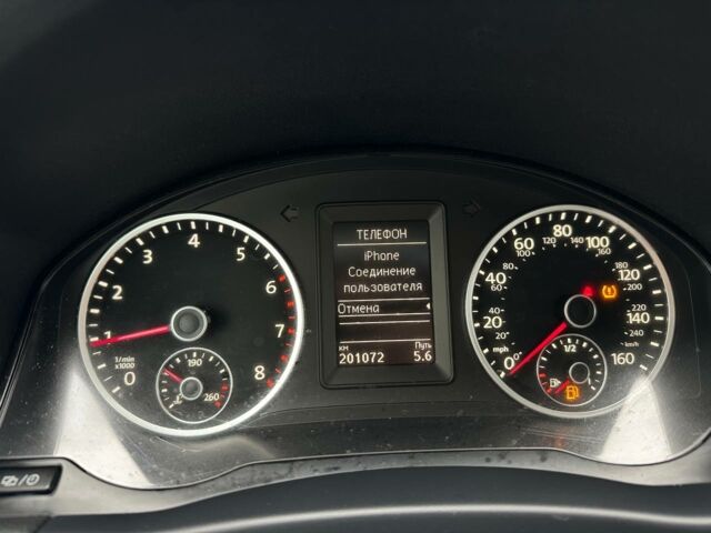 Білий Фольксваген Тігуан, об'ємом двигуна 2 л та пробігом 201 тис. км за 10300 $, фото 17 на Automoto.ua