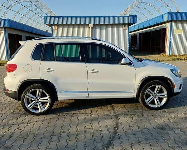 Белый Фольксваген Тигуан, объемом двигателя 1.98 л и пробегом 285 тыс. км за 12500 $, фото 1 на Automoto.ua