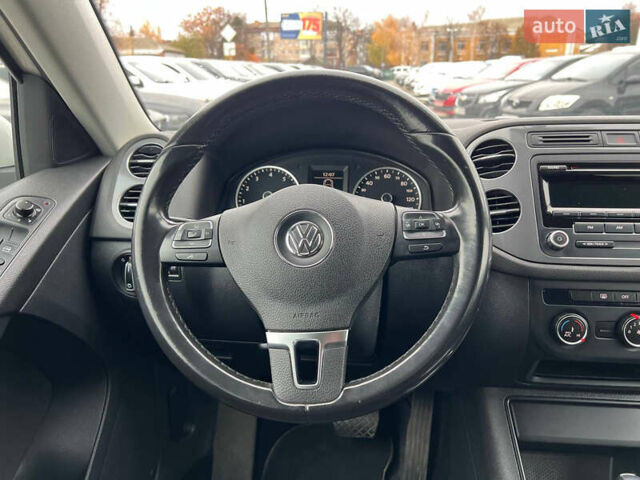 Белый Фольксваген Тигуан, объемом двигателя 2 л и пробегом 199 тыс. км за 12200 $, фото 8 на Automoto.ua