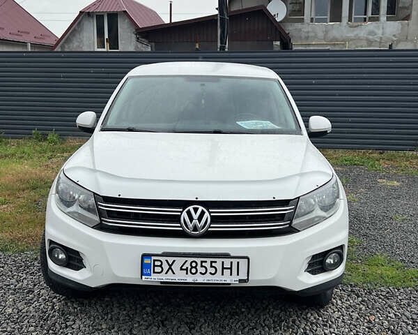 Белый Фольксваген Тигуан, объемом двигателя 1.98 л и пробегом 240 тыс. км за 10900 $, фото 3 на Automoto.ua