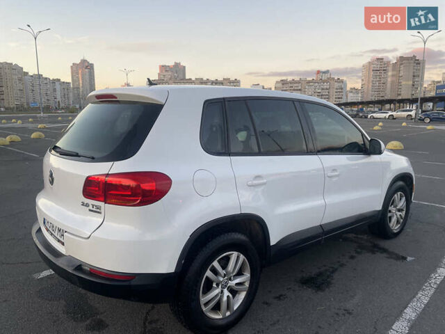 Белый Фольксваген Тигуан, объемом двигателя 1.98 л и пробегом 208 тыс. км за 10800 $, фото 2 на Automoto.ua