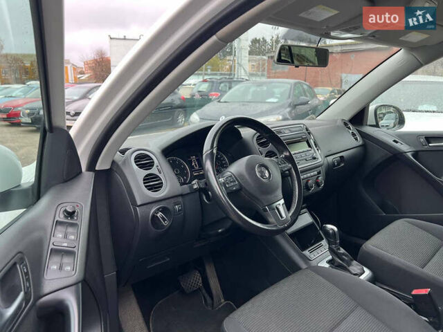 Белый Фольксваген Тигуан, объемом двигателя 2 л и пробегом 199 тыс. км за 12200 $, фото 12 на Automoto.ua