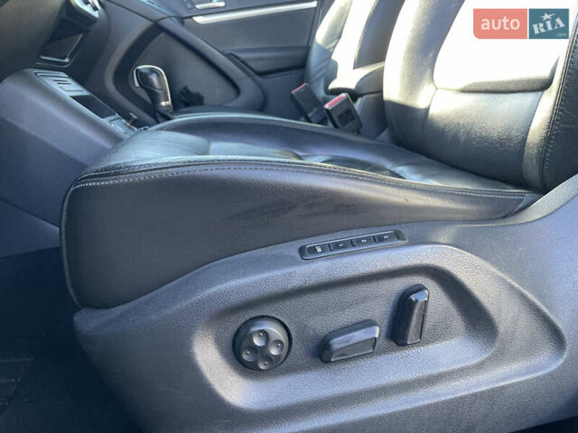 Белый Фольксваген Тигуан, объемом двигателя 1.98 л и пробегом 222 тыс. км за 12799 $, фото 62 на Automoto.ua