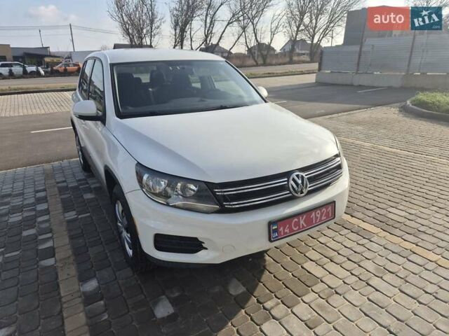 Белый Фольксваген Тигуан, объемом двигателя 1.97 л и пробегом 156 тыс. км за 9900 $, фото 6 на Automoto.ua