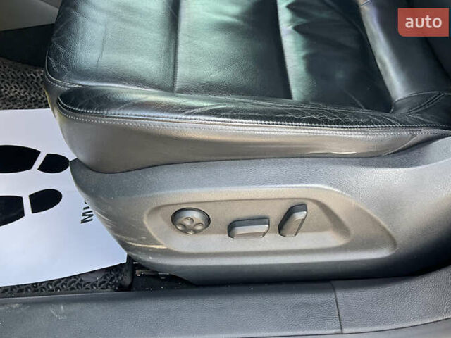 Білий Фольксваген Тігуан, об'ємом двигуна 1.39 л та пробігом 270 тис. км за 13999 $, фото 18 на Automoto.ua