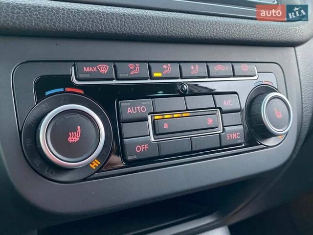 Белый Фольксваген Тигуан, объемом двигателя 2 л и пробегом 216 тыс. км за 14490 $, фото 14 на Automoto.ua