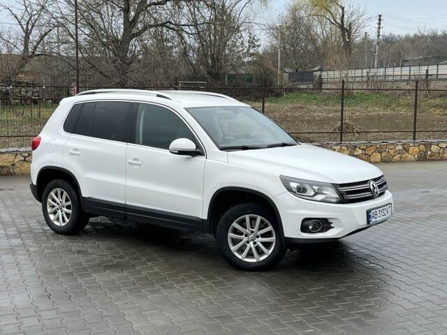 Білий Фольксваген Тігуан, об'ємом двигуна 2 л та пробігом 232 тис. км за 15500 $, фото 1 на Automoto.ua
