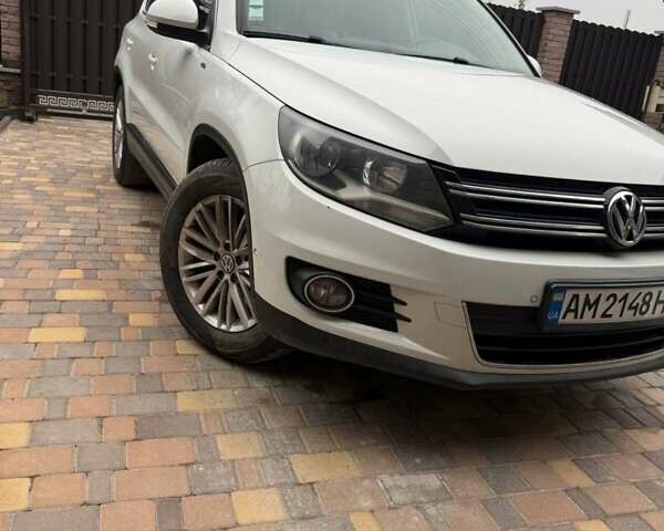 Белый Фольксваген Тигуан, объемом двигателя 1.97 л и пробегом 199 тыс. км за 15700 $, фото 6 на Automoto.ua