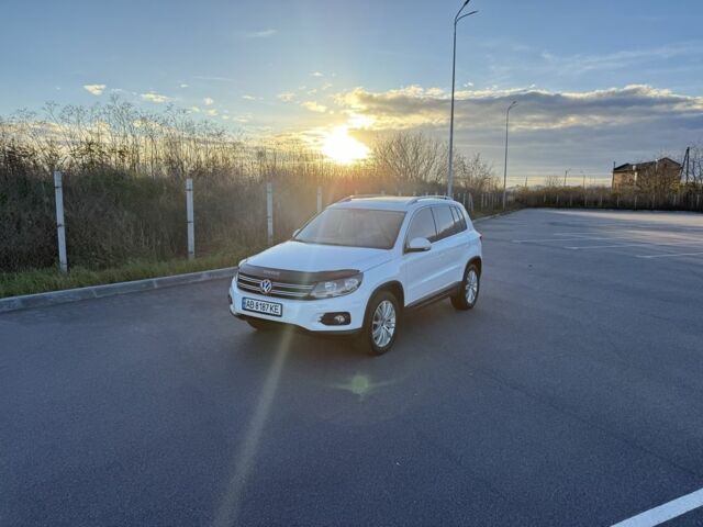 Білий Фольксваген Тігуан, об'ємом двигуна 2 л та пробігом 122 тис. км за 12200 $, фото 6 на Automoto.ua