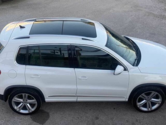 Білий Фольксваген Тігуан, об'ємом двигуна 2 л та пробігом 90 тис. км за 9500 $, фото 3 на Automoto.ua