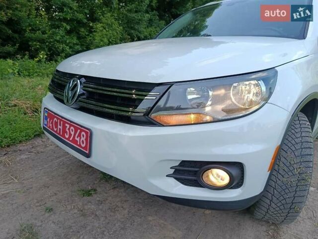 Білий Фольксваген Тігуан, об'ємом двигуна 1.98 л та пробігом 204 тис. км за 10900 $, фото 19 на Automoto.ua