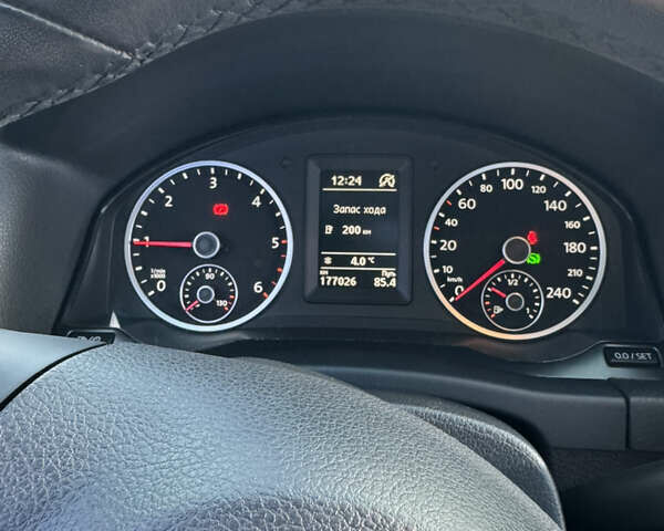 Белый Фольксваген Тигуан, объемом двигателя 1.99 л и пробегом 177 тыс. км за 16900 $, фото 3 на Automoto.ua