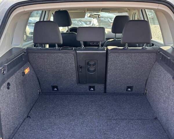 Білий Фольксваген Тігуан, об'ємом двигуна 2 л та пробігом 209 тис. км за 9499 $, фото 8 на Automoto.ua