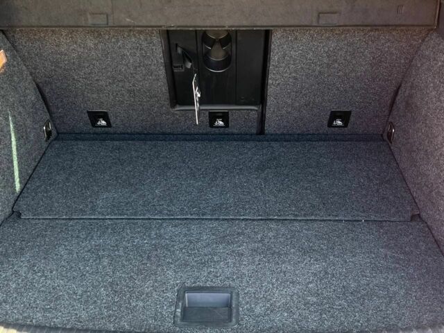 Белый Фольксваген Тигуан, объемом двигателя 2 л и пробегом 162 тыс. км за 12999 $, фото 19 на Automoto.ua