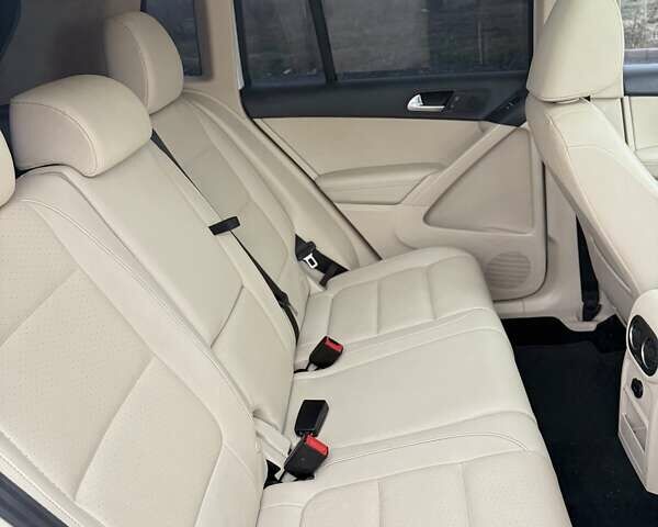 Белый Фольксваген Тигуан, объемом двигателя 1.98 л и пробегом 122 тыс. км за 12300 $, фото 13 на Automoto.ua