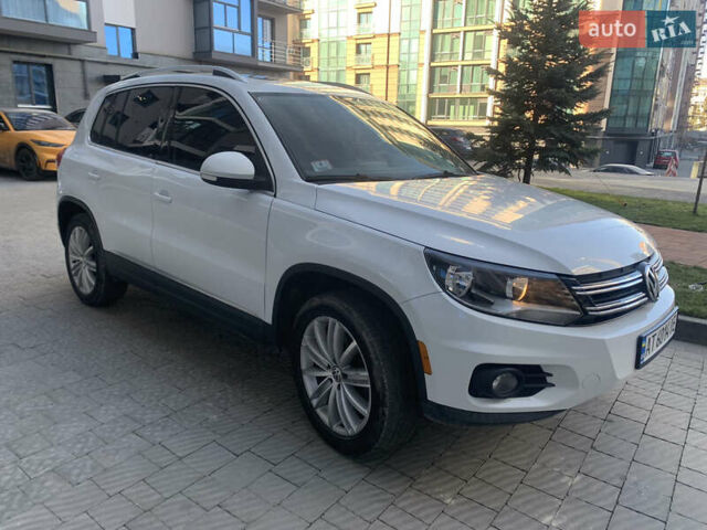 Білий Фольксваген Тігуан, об'ємом двигуна 1.98 л та пробігом 267 тис. км за 12400 $, фото 3 на Automoto.ua