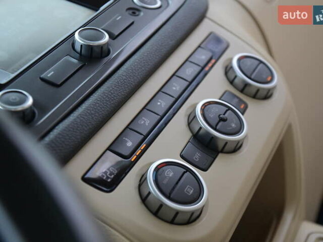 Белый Фольксваген Тигуан, объемом двигателя 2 л и пробегом 156 тыс. км за 12750 $, фото 40 на Automoto.ua