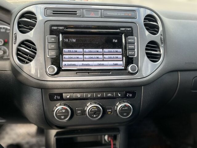 Белый Фольксваген Тигуан, объемом двигателя 2 л и пробегом 162 тыс. км за 13000 $, фото 23 на Automoto.ua