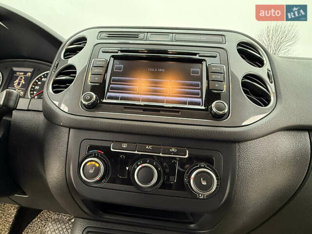 Білий Фольксваген Тігуан, об'ємом двигуна 1.97 л та пробігом 279 тис. км за 12999 $, фото 36 на Automoto.ua