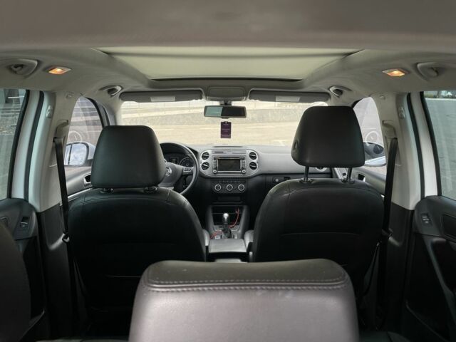 Белый Фольксваген Тигуан, объемом двигателя 2 л и пробегом 162 тыс. км за 12750 $, фото 14 на Automoto.ua