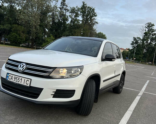 Белый Фольксваген Тигуан, объемом двигателя 1.97 л и пробегом 210 тыс. км за 14000 $, фото 14 на Automoto.ua