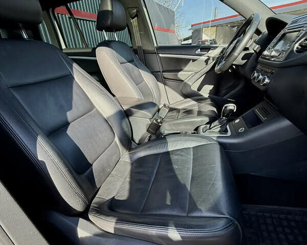 Белый Фольксваген Тигуан, объемом двигателя 1.98 л и пробегом 252 тыс. км за 14300 $, фото 18 на Automoto.ua