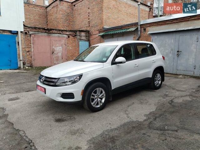 Білий Фольксваген Тігуан, об'ємом двигуна 1.97 л та пробігом 243 тис. км за 10999 $, фото 13 на Automoto.ua