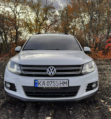 Белый Фольксваген Тигуан, объемом двигателя 1.97 л и пробегом 278 тыс. км за 15700 $, фото 30 на Automoto.ua