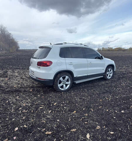 Белый Фольксваген Тигуан, объемом двигателя 1.97 л и пробегом 278 тыс. км за 15700 $, фото 7 на Automoto.ua