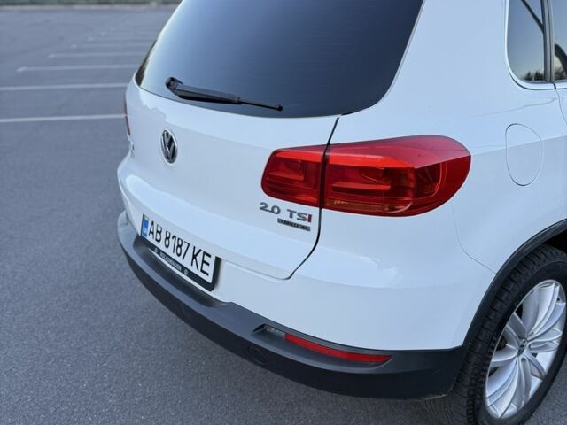 Білий Фольксваген Тігуан, об'ємом двигуна 2 л та пробігом 122 тис. км за 12200 $, фото 10 на Automoto.ua