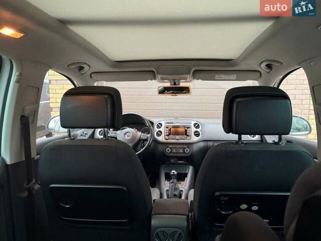 Белый Фольксваген Тигуан, объемом двигателя 1.97 л и пробегом 199 тыс. км за 15700 $, фото 10 на Automoto.ua