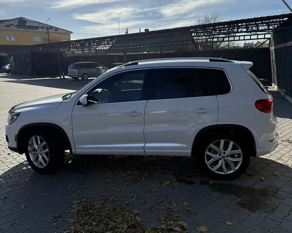 Белый Фольксваген Тигуан, объемом двигателя 1.98 л и пробегом 252 тыс. км за 14300 $, фото 6 на Automoto.ua