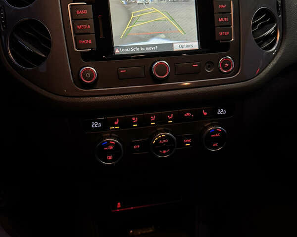 Белый Фольксваген Тигуан, объемом двигателя 1.98 л и пробегом 154 тыс. км за 14999 $, фото 21 на Automoto.ua