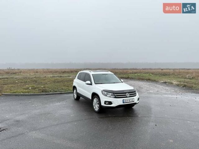 Белый Фольксваген Тигуан, объемом двигателя 2.01 л и пробегом 122 тыс. км за 12300 $, фото 1 на Automoto.ua