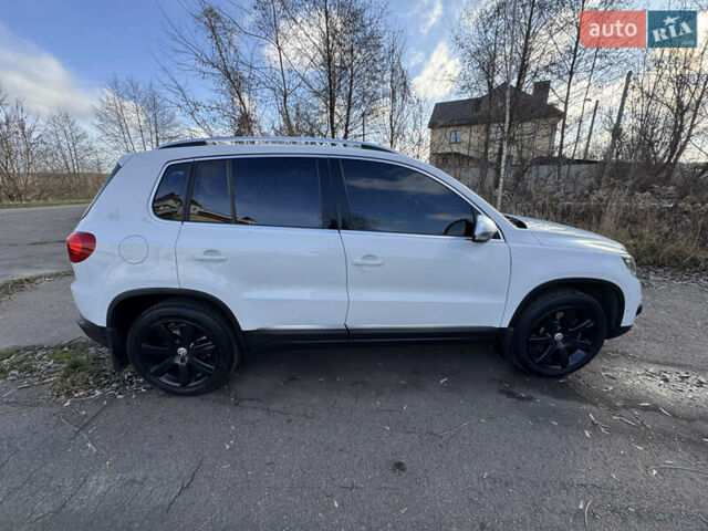 Белый Фольксваген Тигуан, объемом двигателя 1.99 л и пробегом 177 тыс. км за 16900 $, фото 11 на Automoto.ua