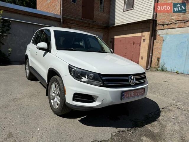Білий Фольксваген Тігуан, об'ємом двигуна 1.97 л та пробігом 243 тис. км за 10999 $, фото 5 на Automoto.ua