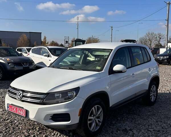 Білий Фольксваген Тігуан, об'ємом двигуна 2 л та пробігом 209 тис. км за 9499 $, фото 2 на Automoto.ua
