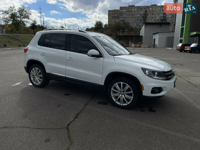 Белый Фольксваген Тигуан, объемом двигателя 2 л и пробегом 161 тыс. км за 12750 $, фото 14 на Automoto.ua