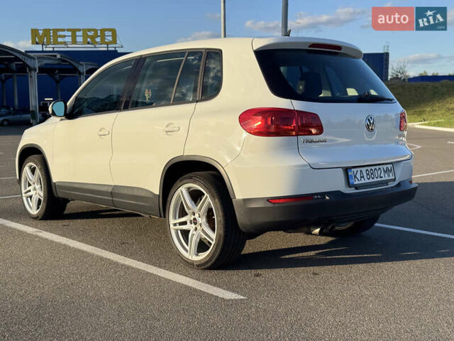 Белый Фольксваген Тигуан, объемом двигателя 1.98 л и пробегом 162 тыс. км за 12300 $, фото 4 на Automoto.ua