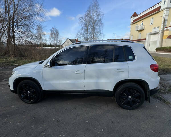 Белый Фольксваген Тигуан, объемом двигателя 1.99 л и пробегом 177 тыс. км за 16900 $, фото 12 на Automoto.ua