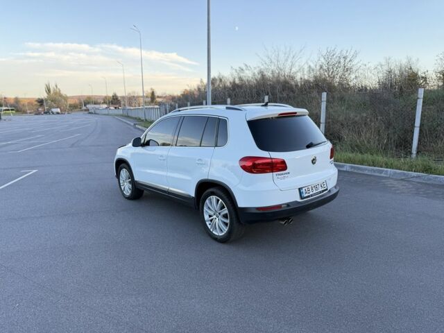 Білий Фольксваген Тігуан, об'ємом двигуна 2 л та пробігом 122 тис. км за 12200 $, фото 7 на Automoto.ua
